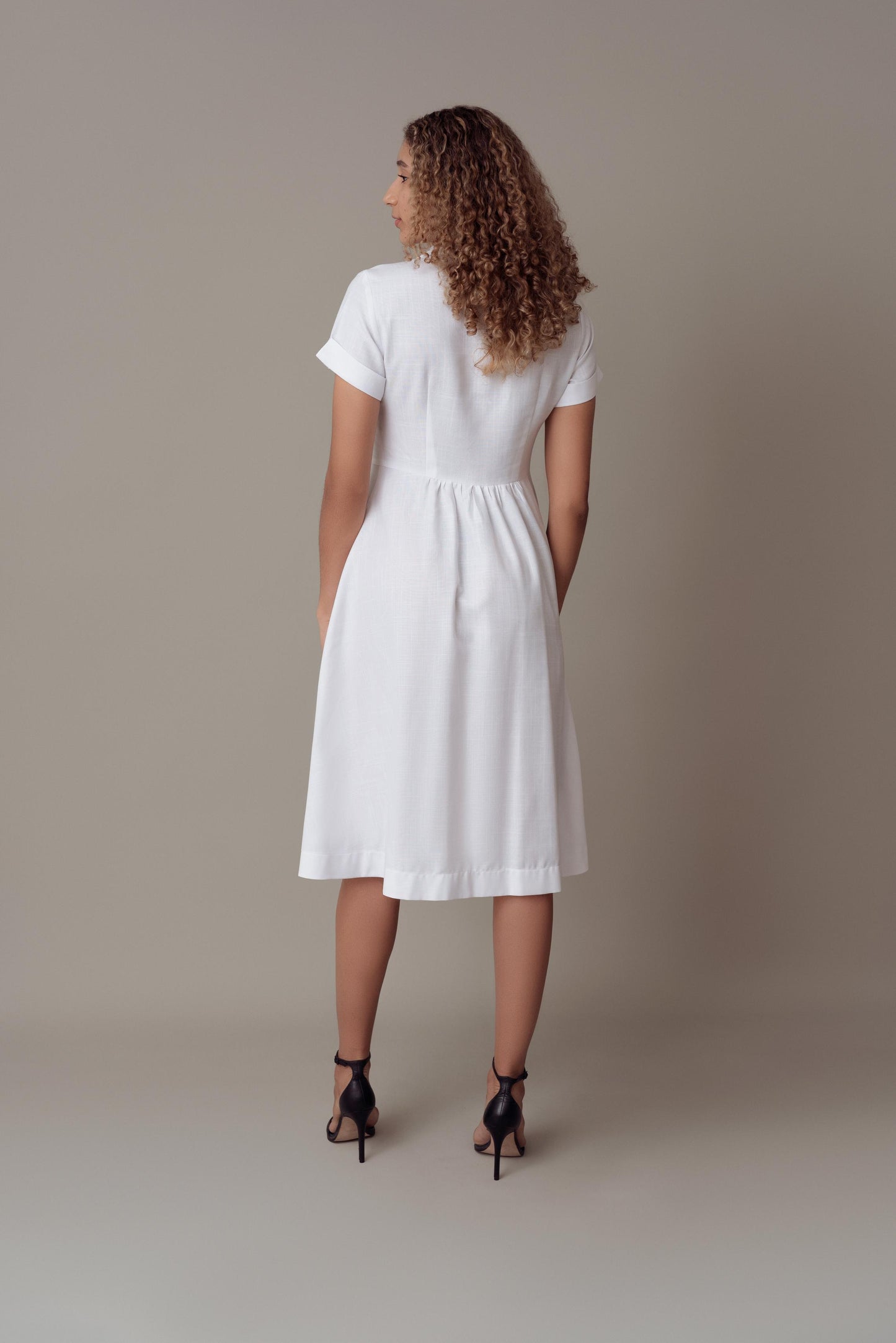 ARYA DRESS SHORT SLEEVE WHITE